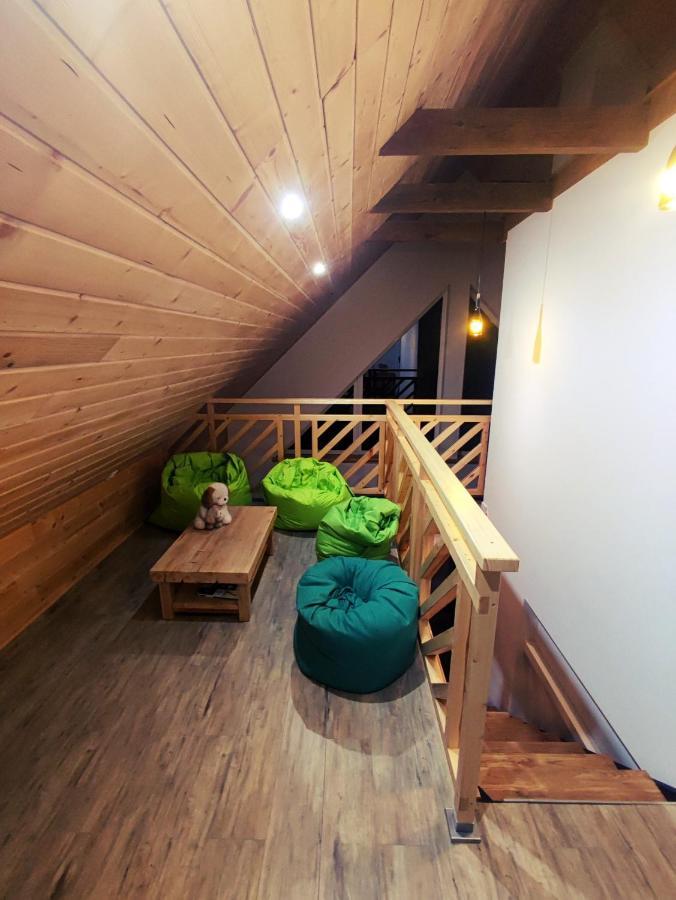 Villa Miedzy Drzewami Biecz Esterno foto
